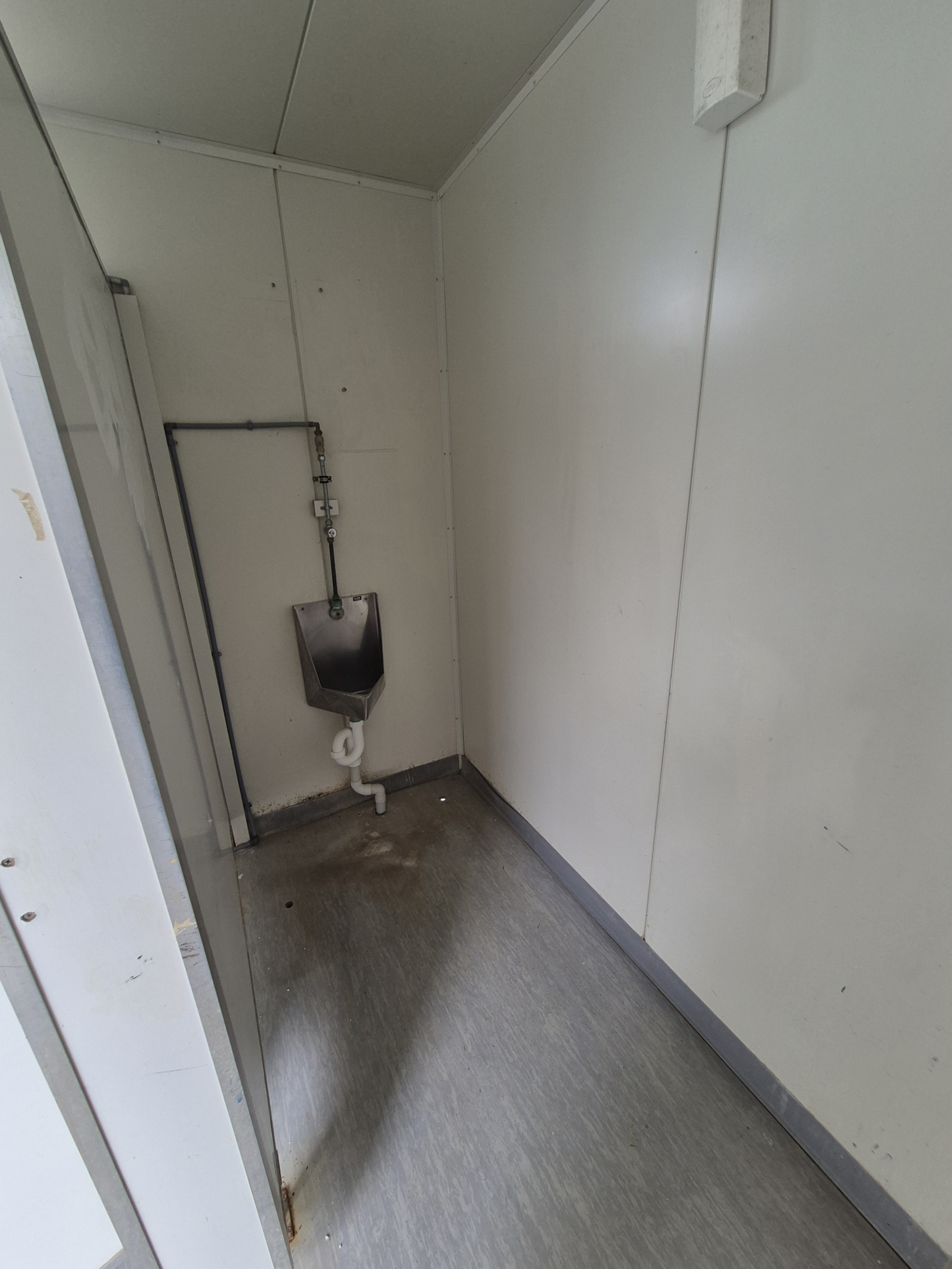 **SALE** Toilet Block, 2 toilets, 1 urinal & Basin 3m x 2.5m #2