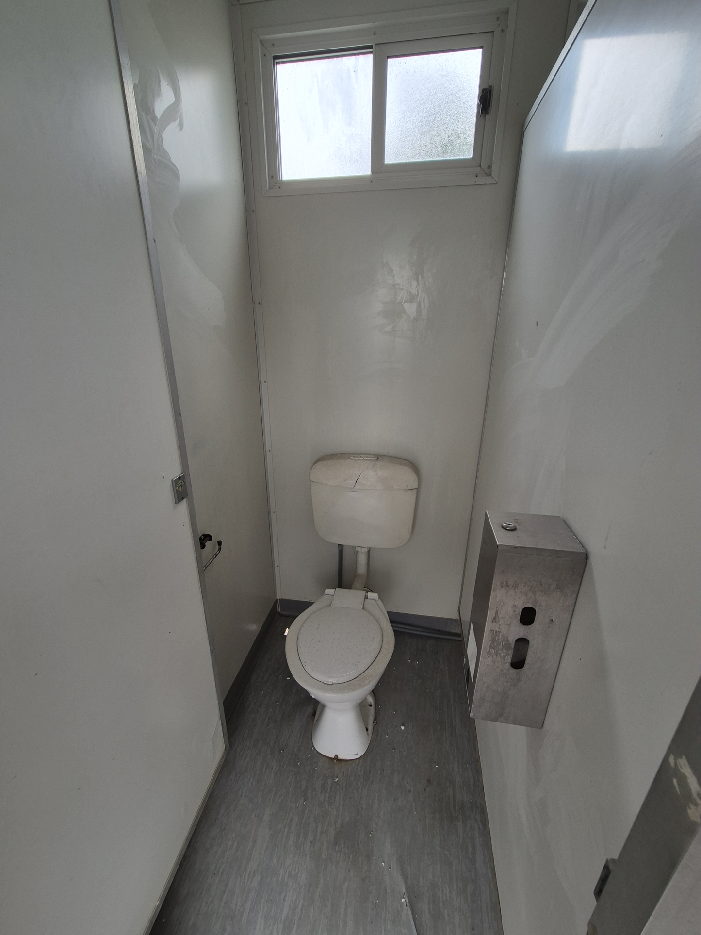 **SALE** Toilet Block, 2 toilets, 1 urinal & Basin 3m x 2.5m #2
