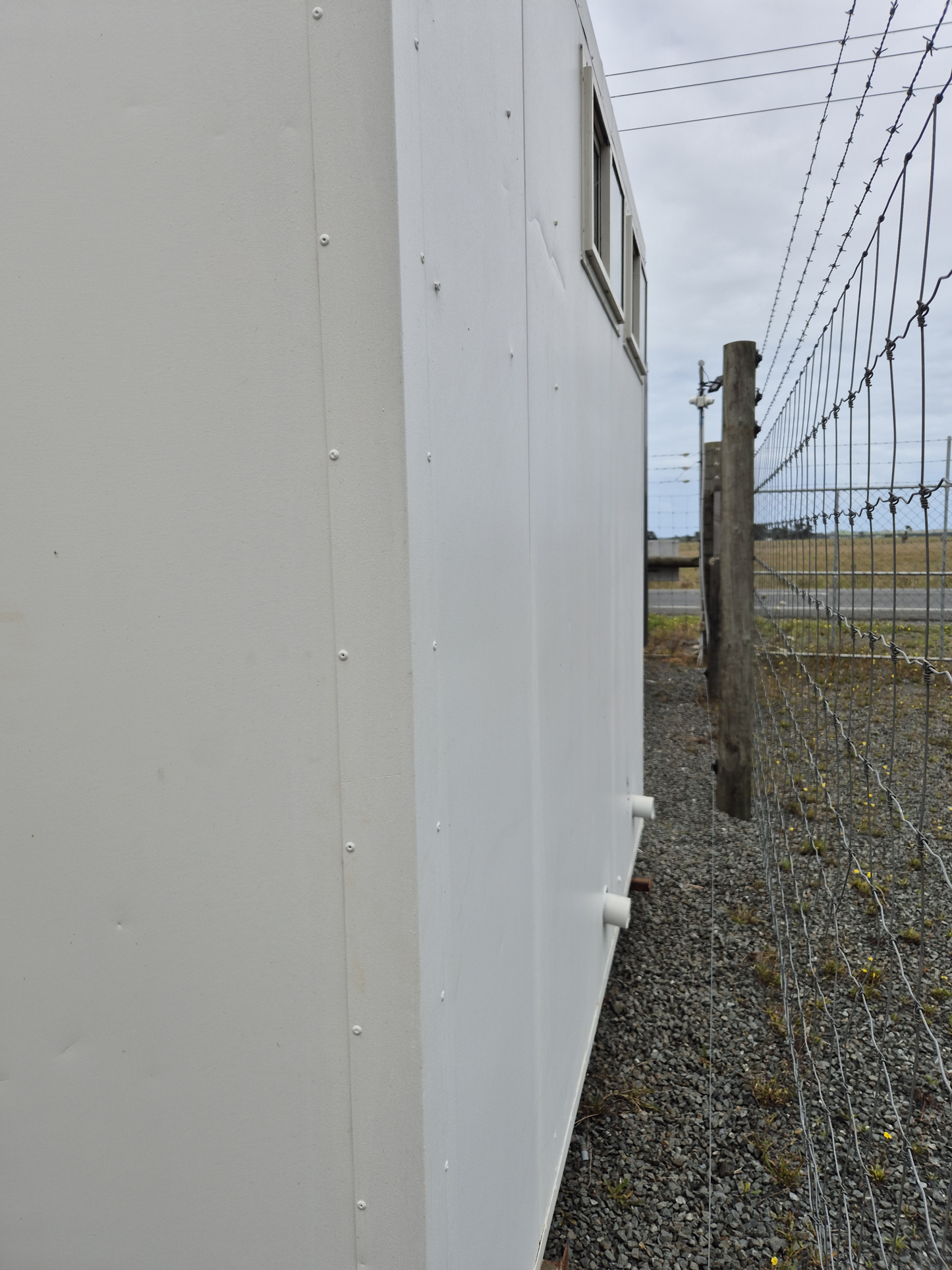 **SALE** Toilet Block, 2 toilets, 1 urinal & Basin 3m x 2.5m #2