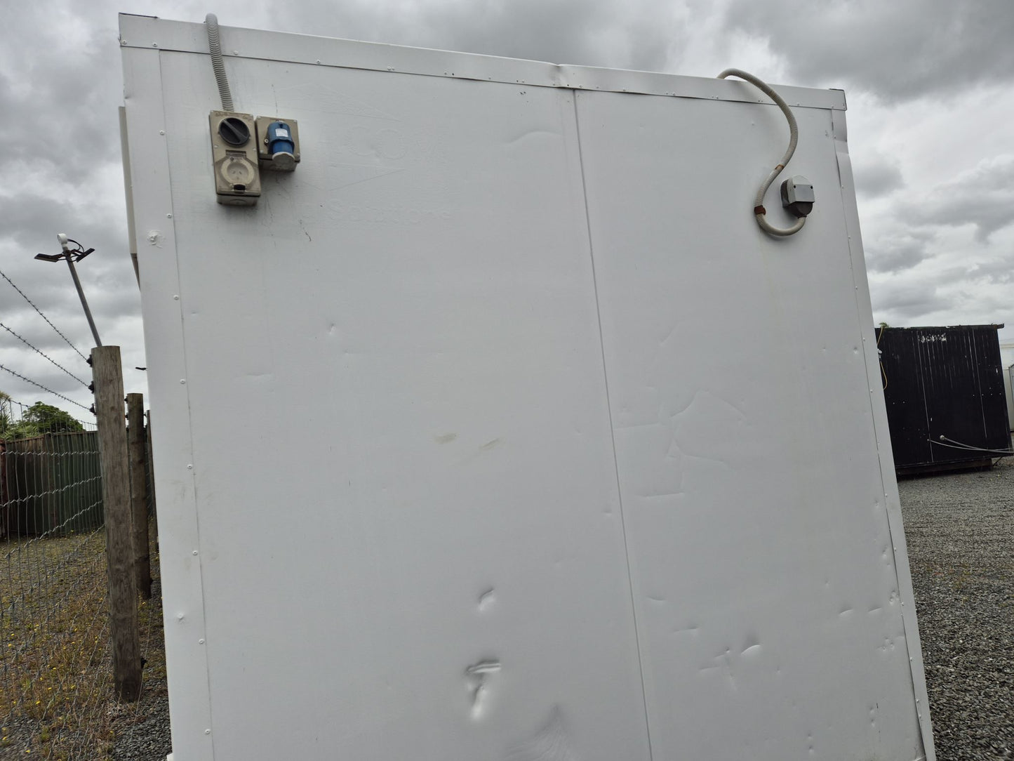 **SALE** Toilet Block, 2 toilets, 1 urinal & Basin 3m x 2.5m #2