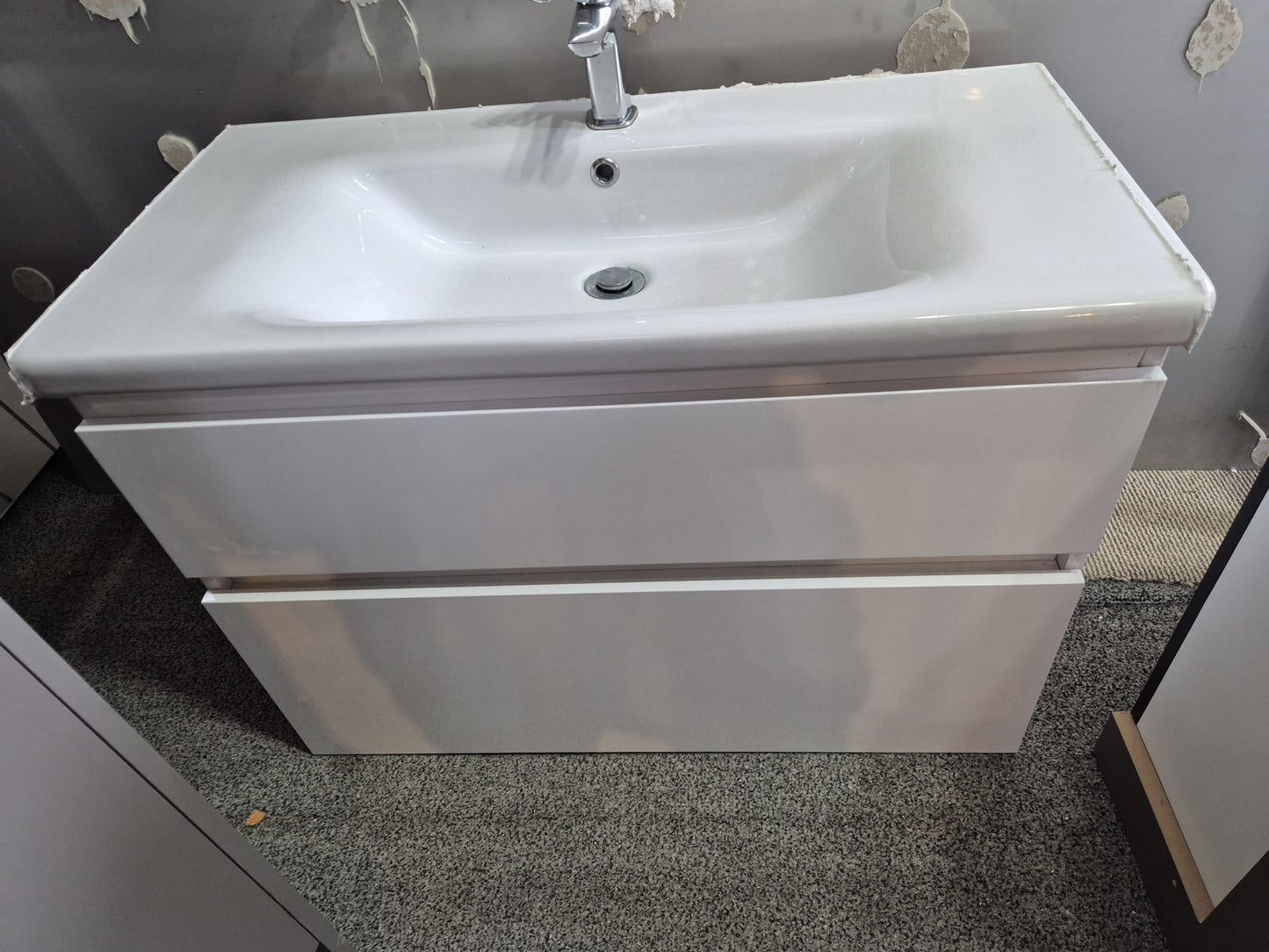 Wall hung vanity with 2 soft close draws & mixer tap 895x450 #2291