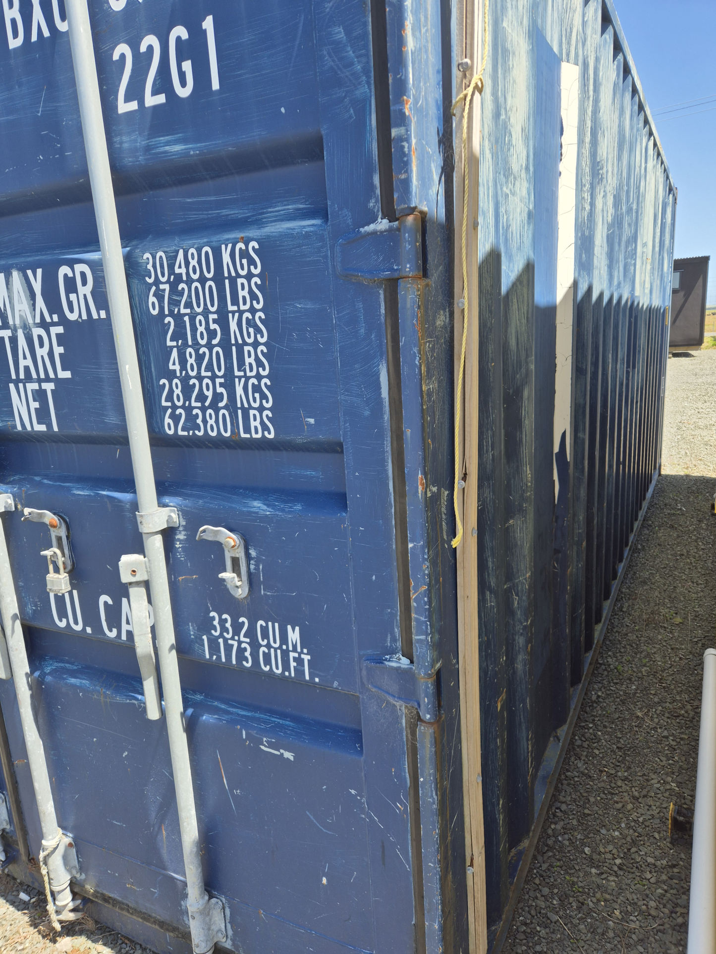 B Grade 20ft Container, Dry comes with lock box