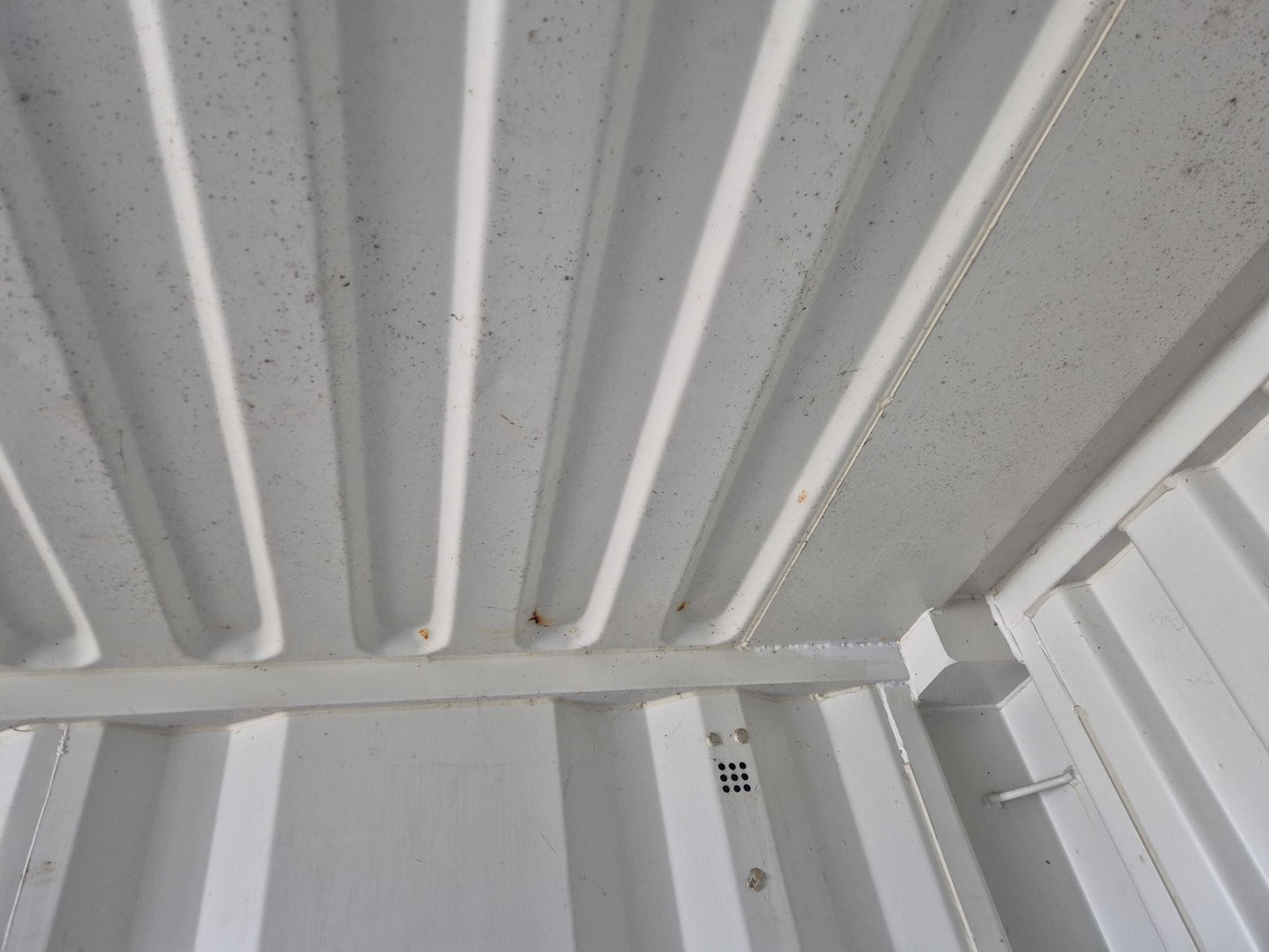 B Grade 20ft Container, Dry comes with lock box