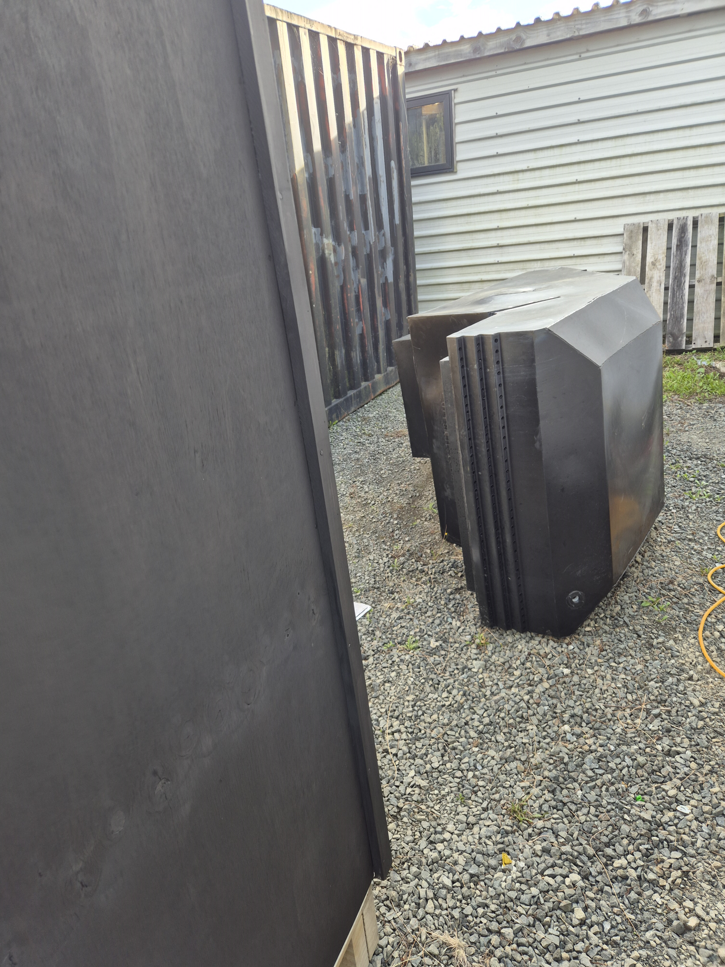 NEW Bio loo toilet unit, with tanks, shed included