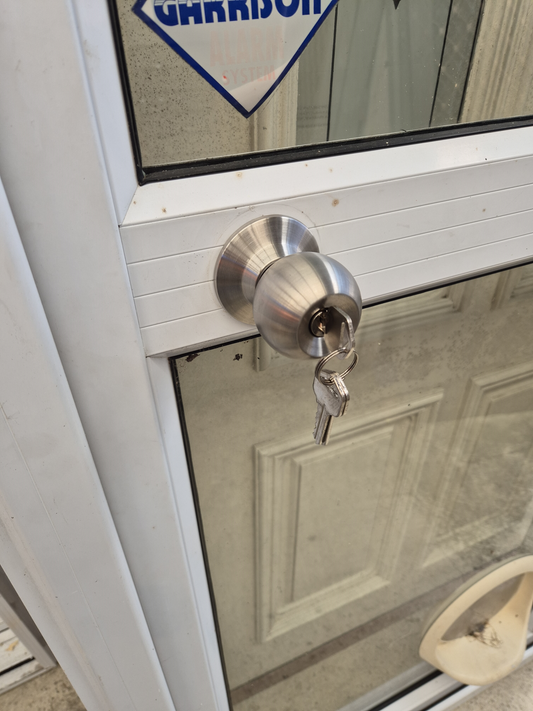 White aluminium Door 2m H x 800 W with keys #2317