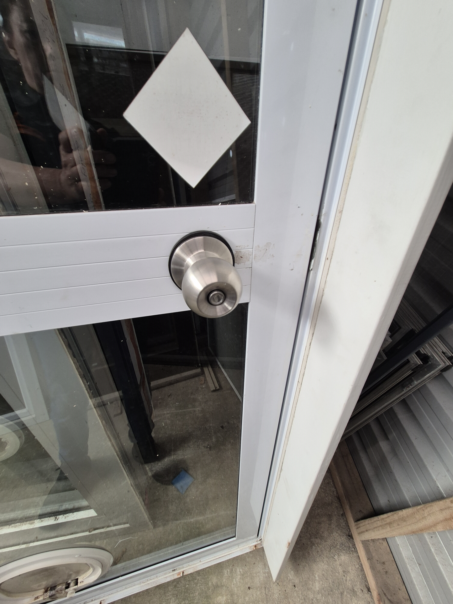 White aluminium Door 2m H x 800 W with keys #2317