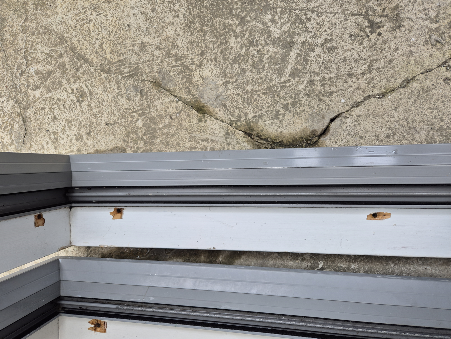 Grey Ranchslider 1960 H x 1500 W #2337