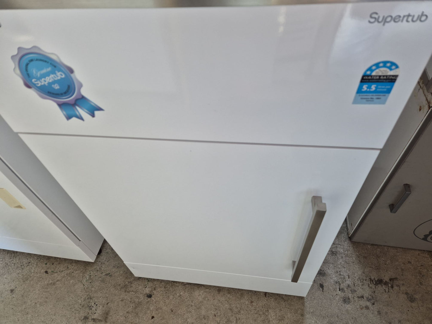 Robinhood Super tub with mixer tap 560x560 #2339