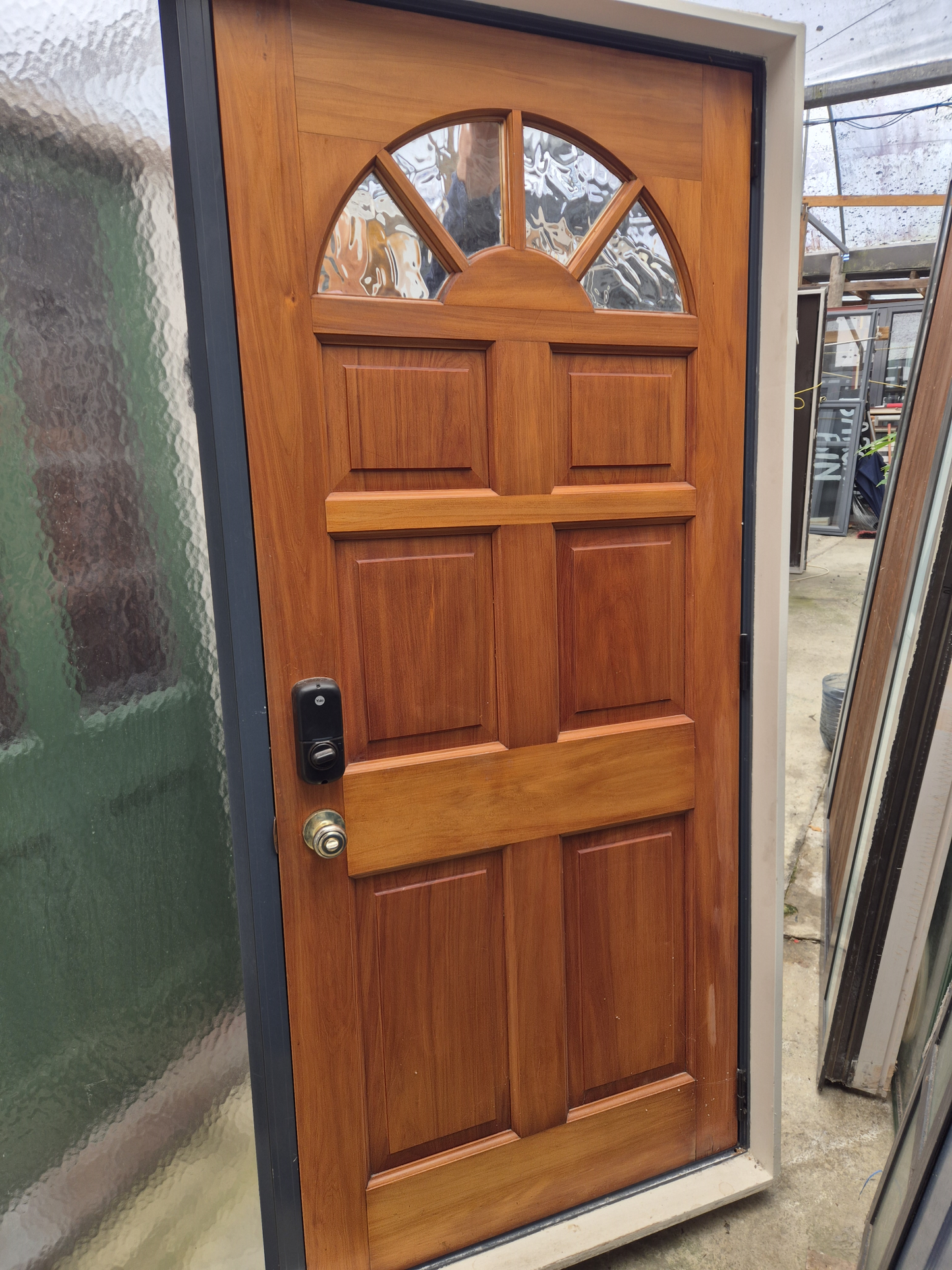 Entrance Door with sidelight 2050 H x 1400 W #2341