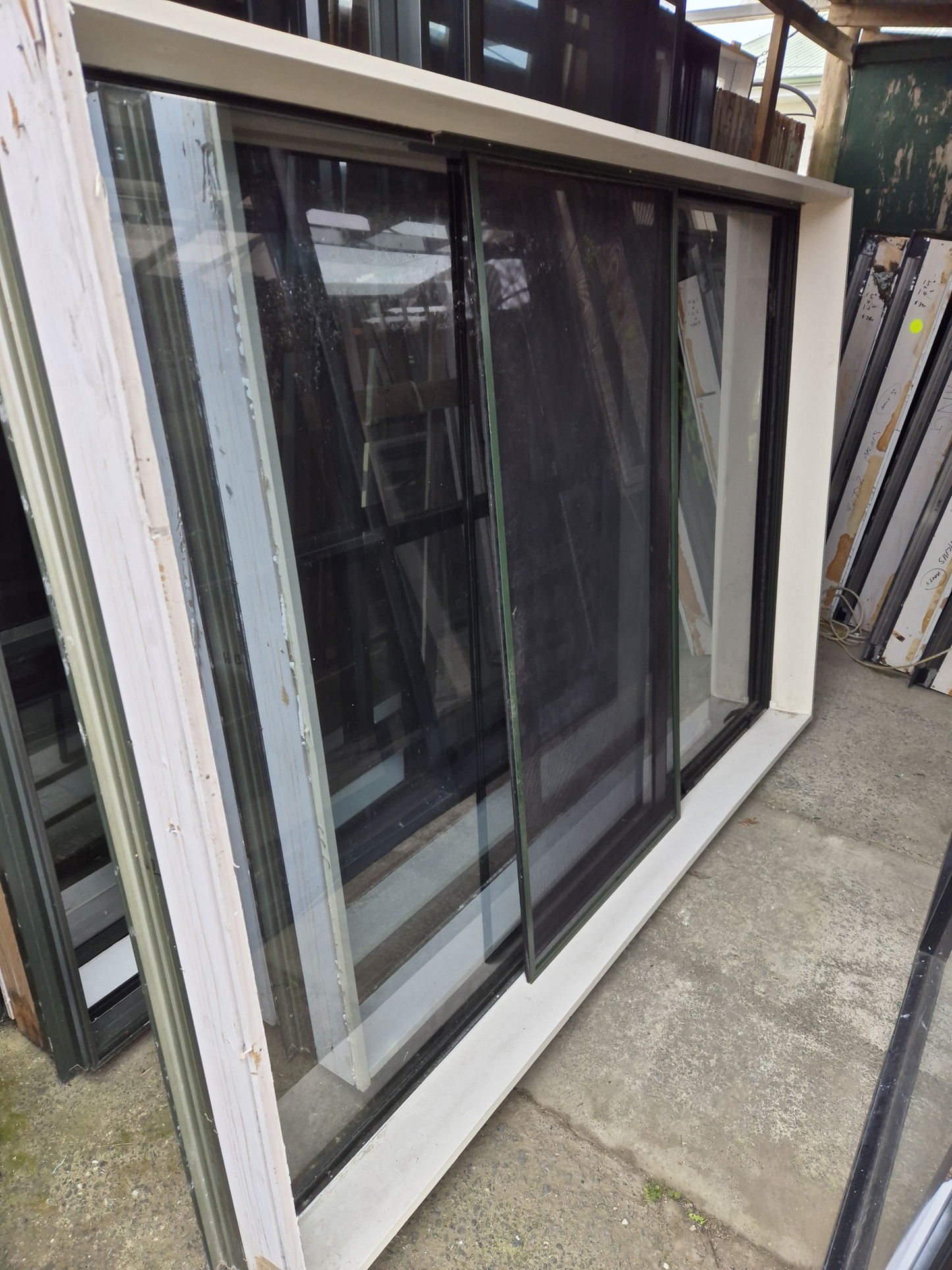 Karaka Green Aluminium Window with flyscreen 1520 H x 2200 W #2357
