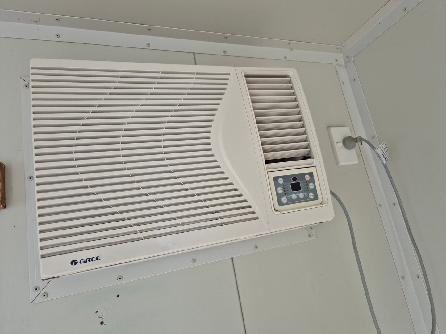 NZ Made 6m x 3m  Portacom with air con unit