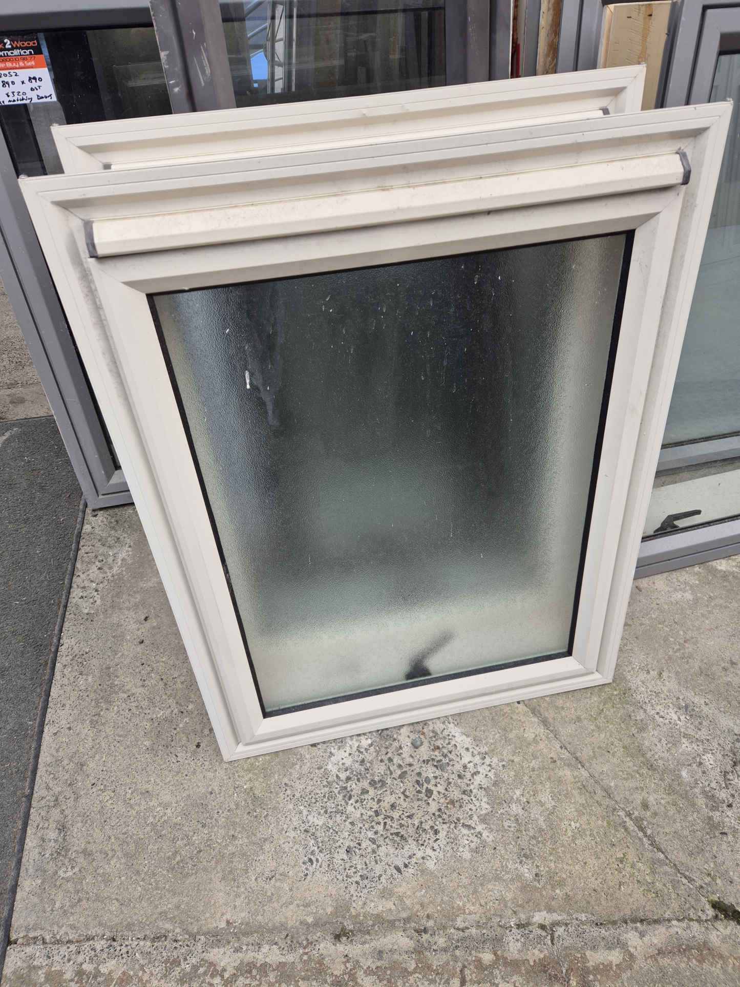 Cream Aluminium Toilet Window 800 H x 600 W #2382