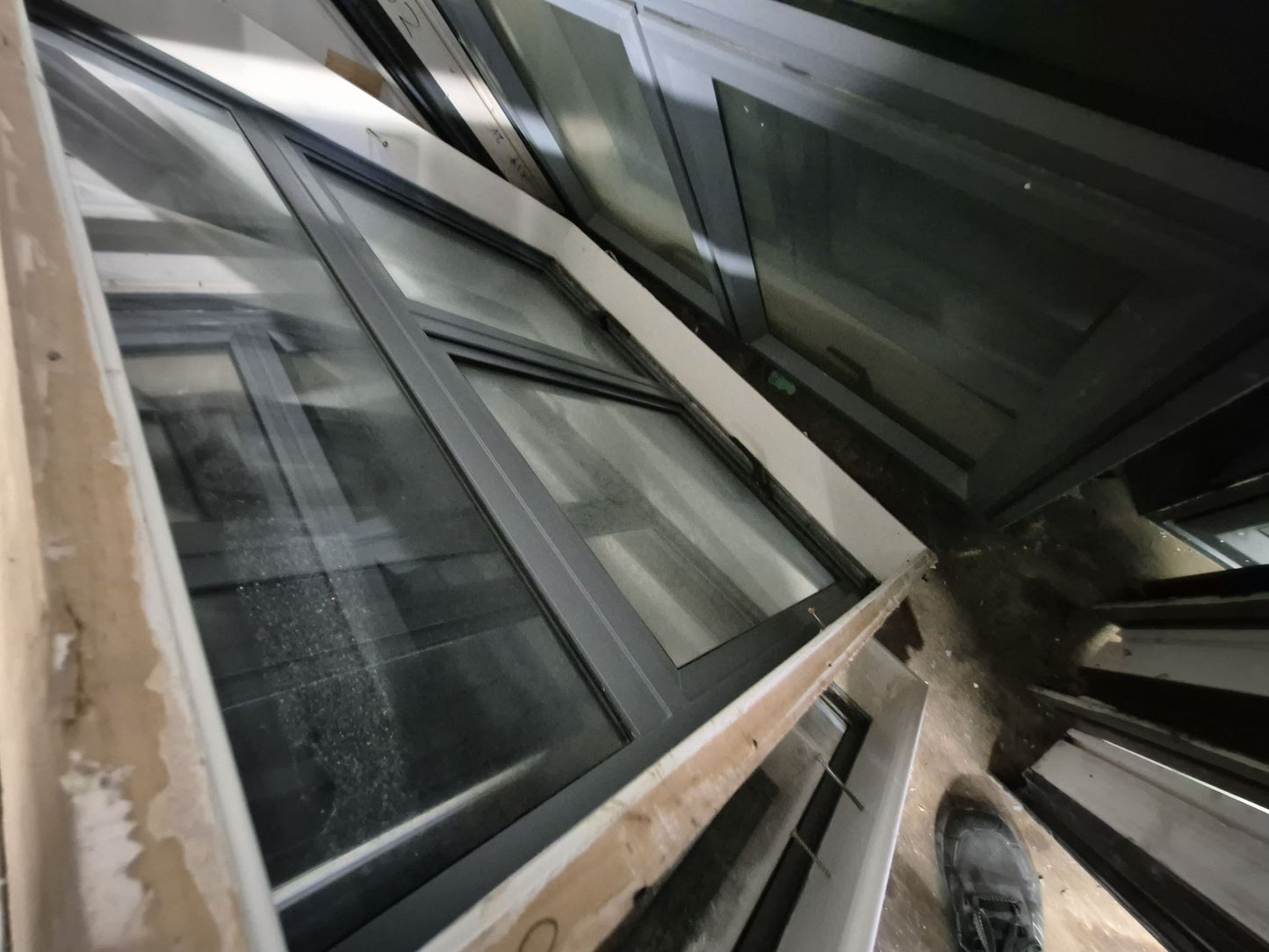 Aluminium window 850 H x 990 W #2061