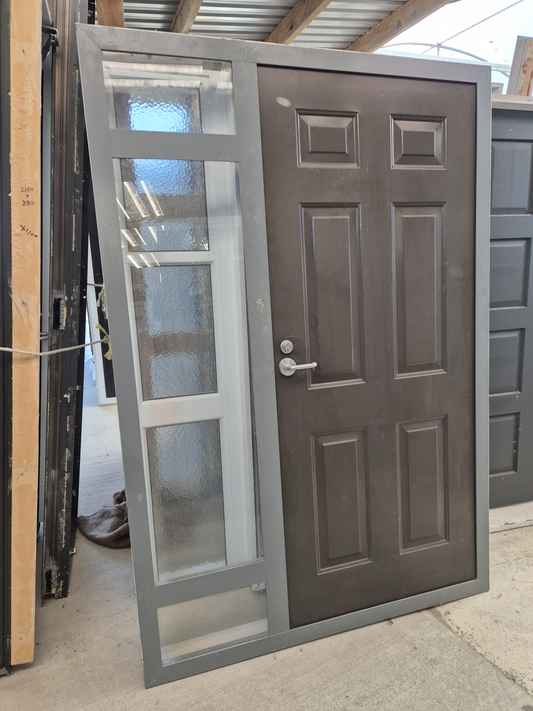 Denim Blue Entranceway with Fixed Sidelight 2060 H x 1400 W #ED012