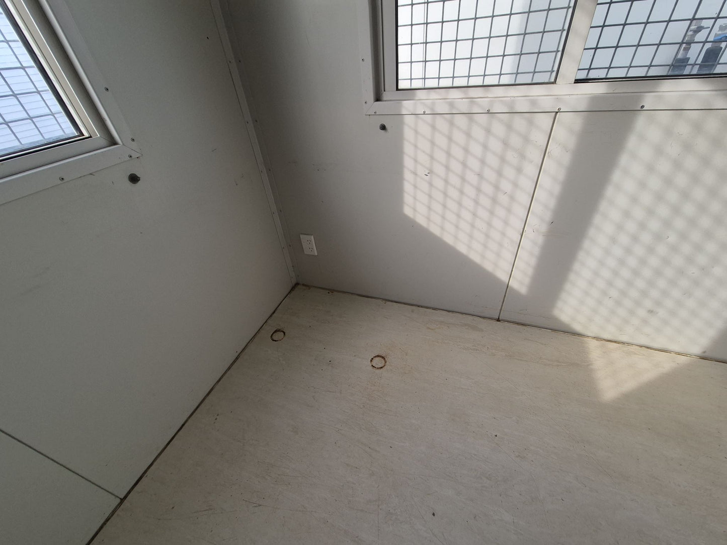 Small Portacom 2.4mSq Double glazed sliding windows. Matchin6x3m also available