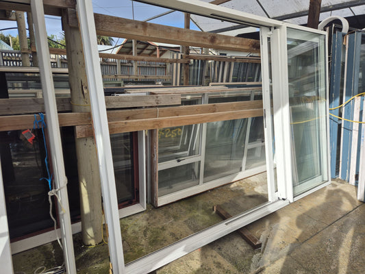 Double Glazed Stacker Slider 2000 H x 3000 W #2084