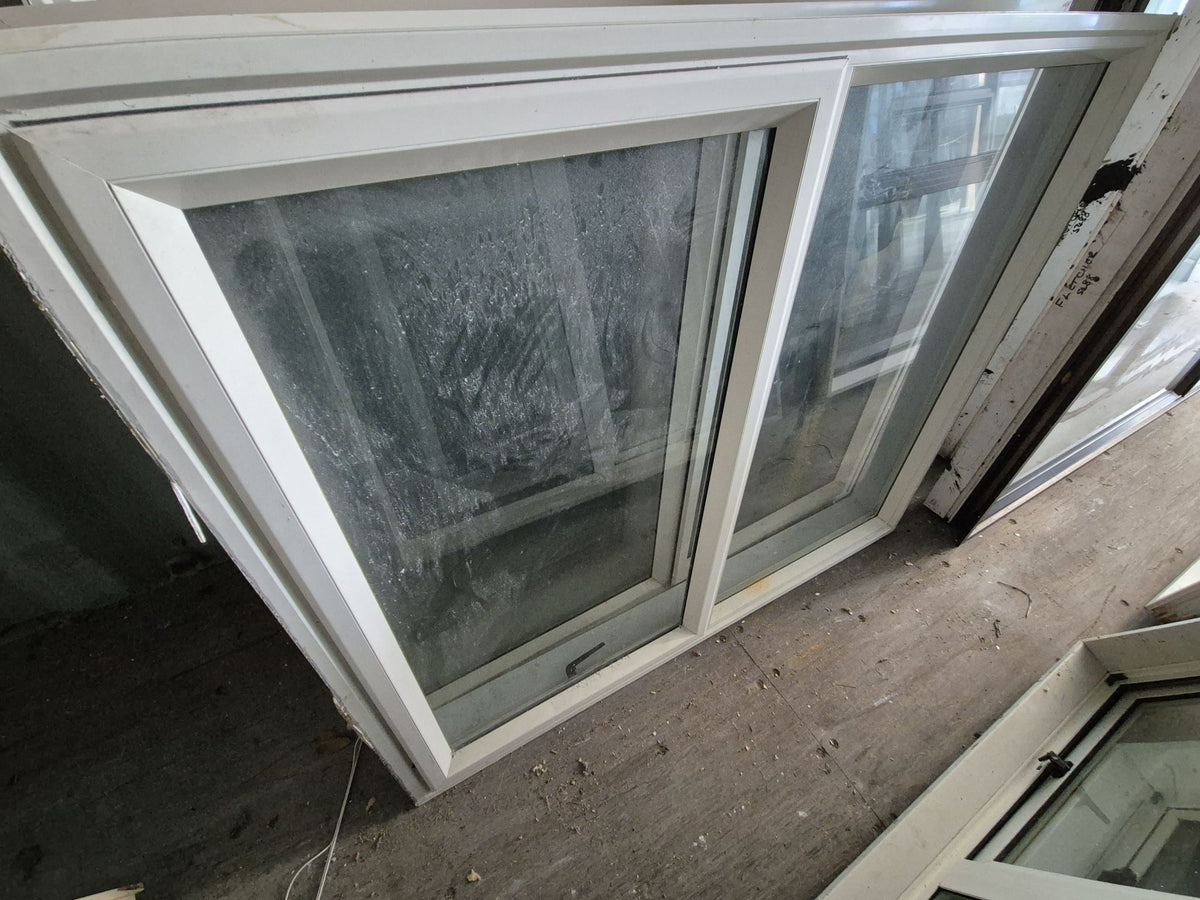 Cream Aluminium window 1m H x 1.2 W #2413