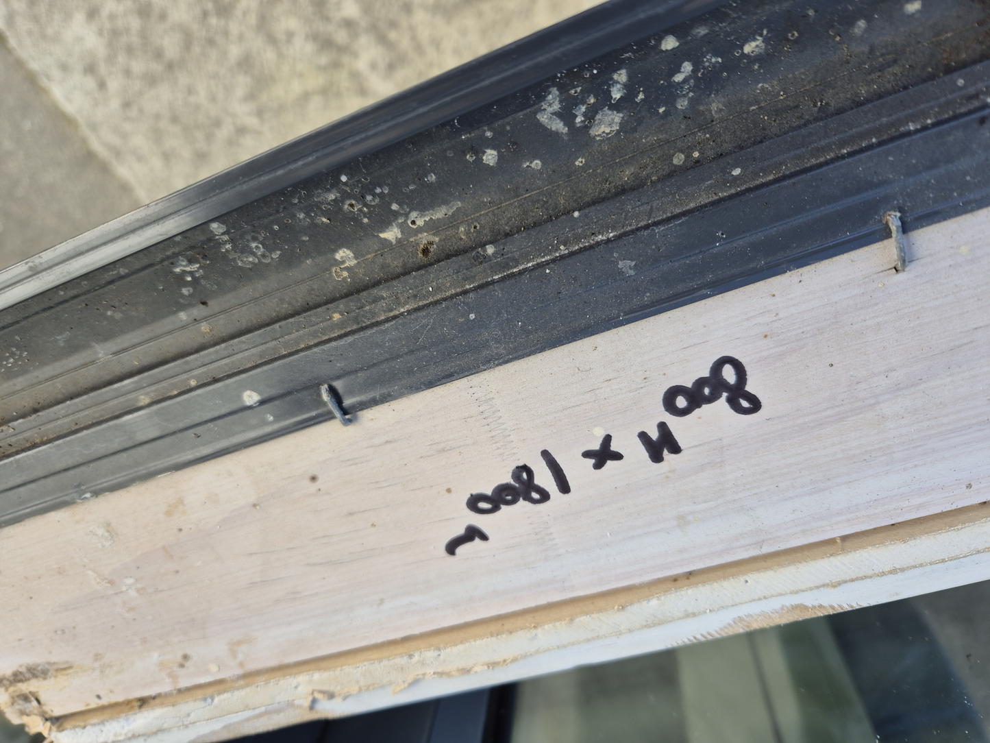 Double Glazed Aluminium Window 800 H x 1800 W #2438 see matching joinery