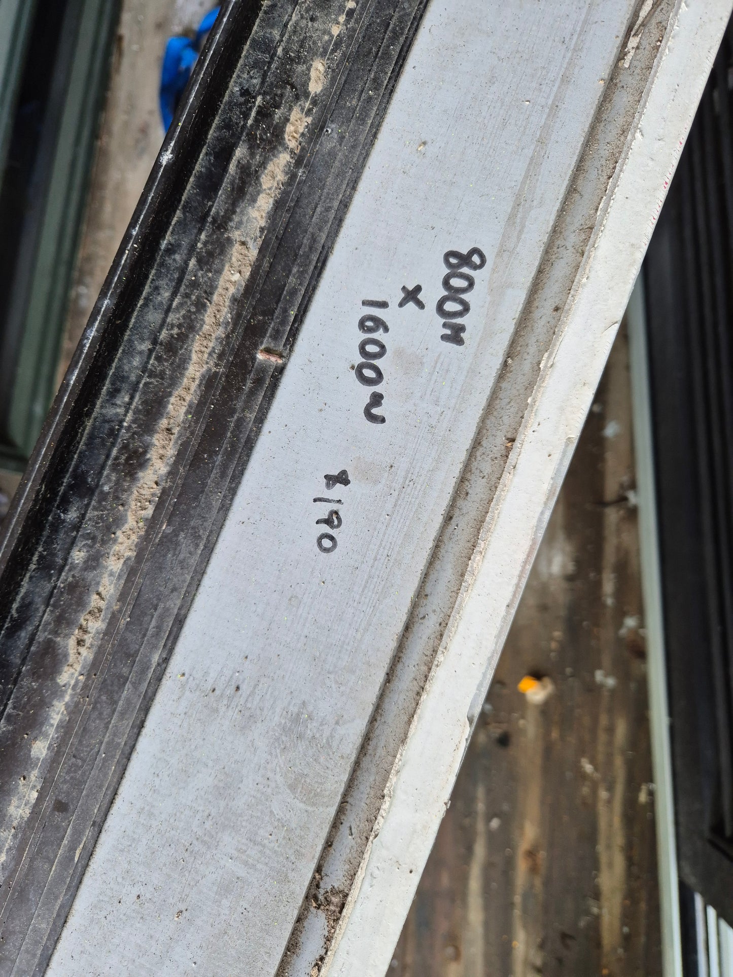 Bronze Bathroom Window 800 H x 1600 W