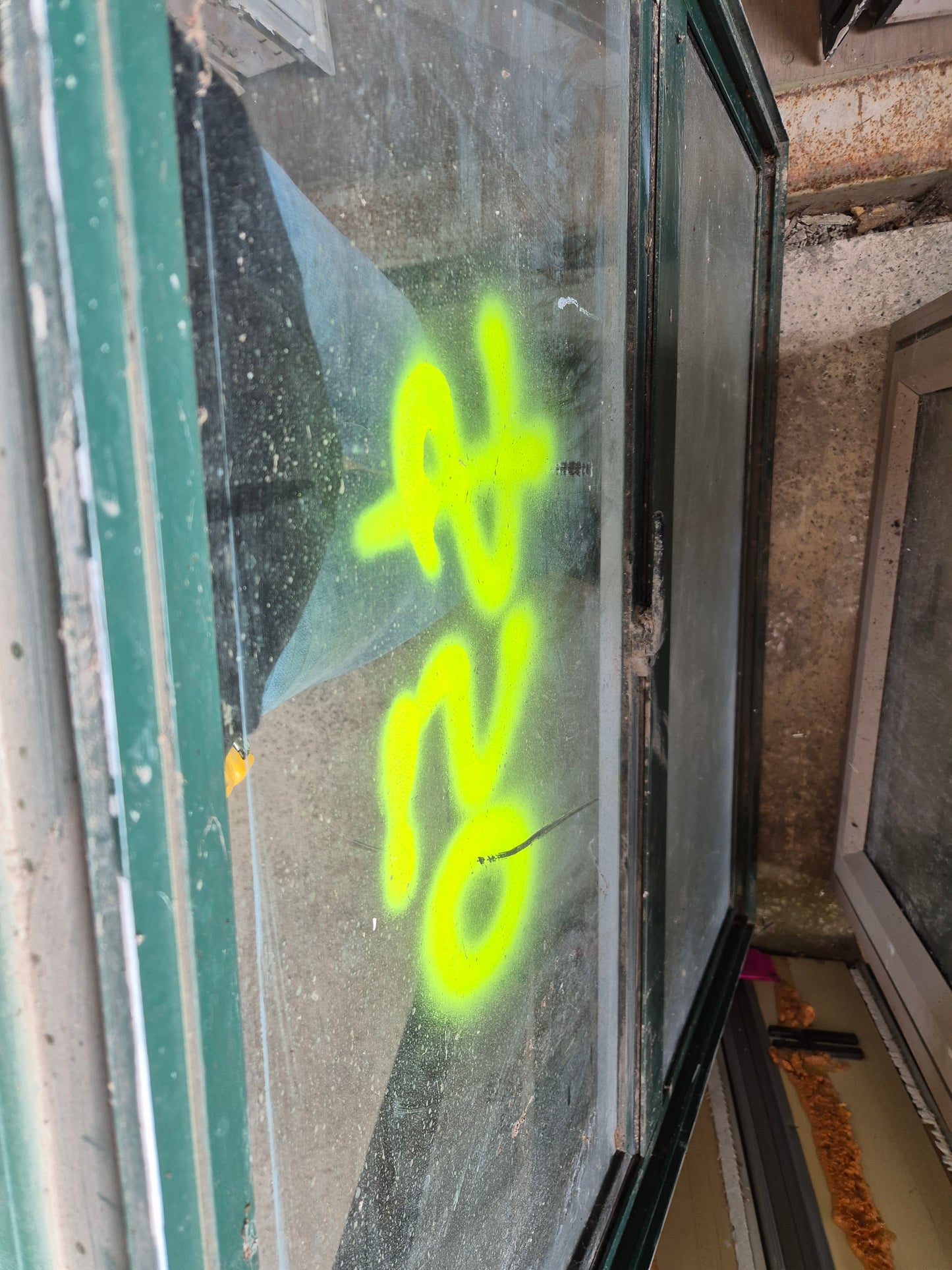 Aluminium window 1 H x 940 W #2446