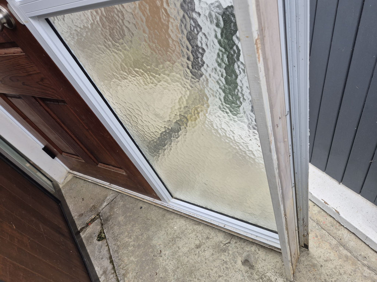 Entrance Door with sidelight 2055 H x 1515 W #2503