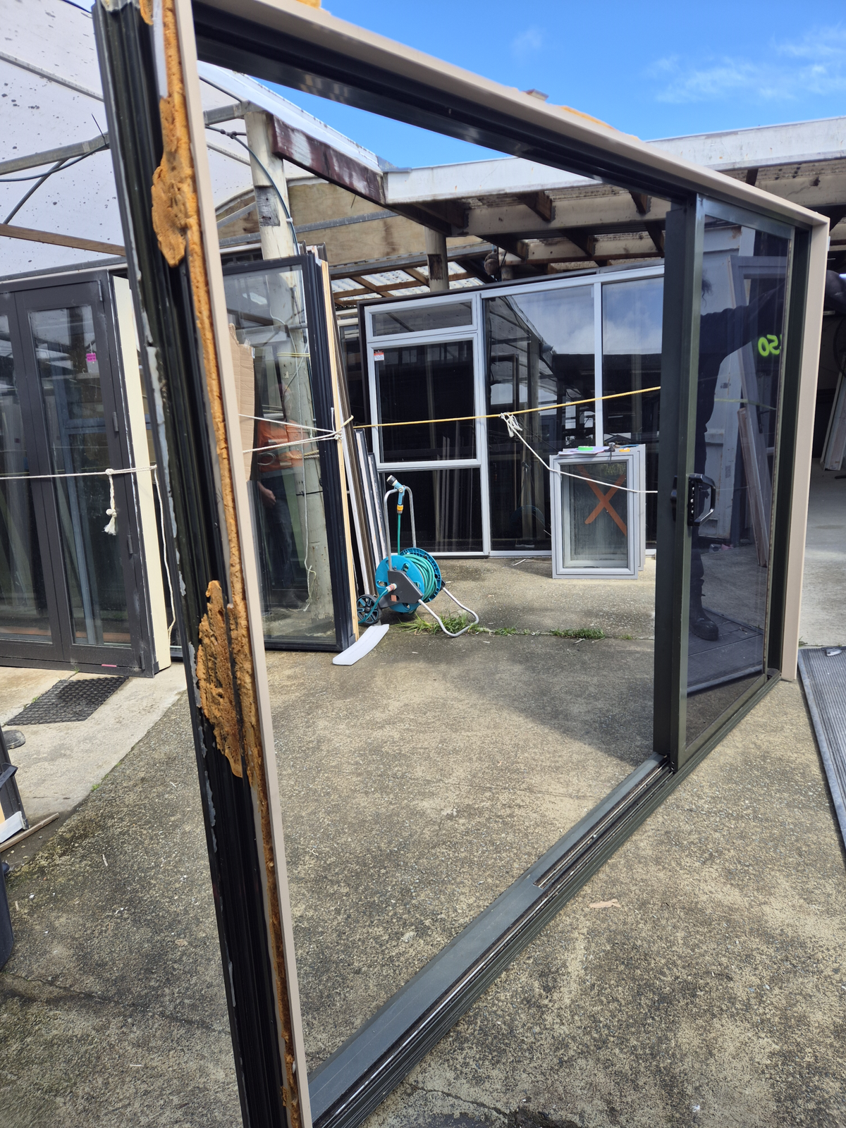 Karaka Green Stacker Sliding Door 2 H x 3 W #2500