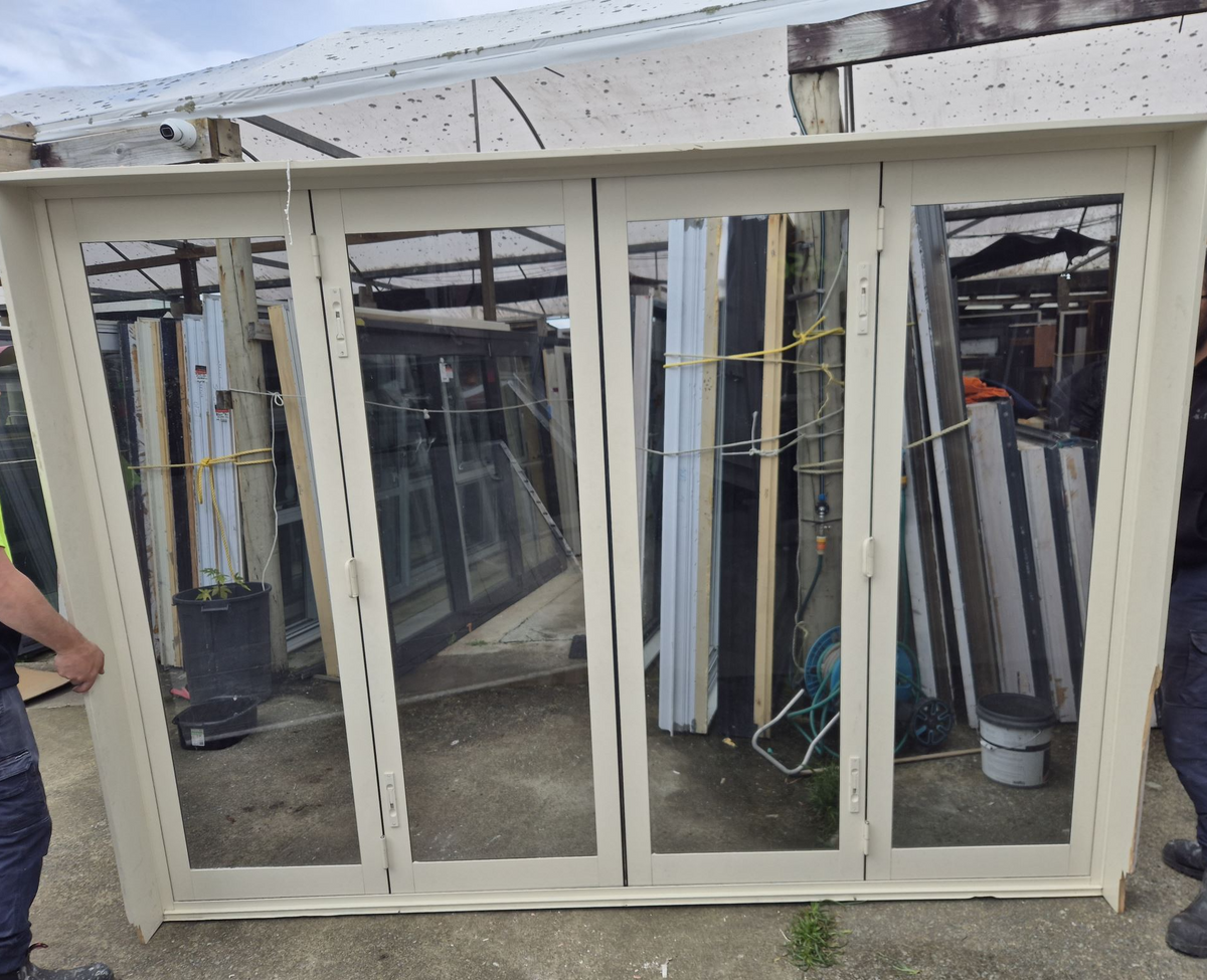 Cream Aluminium Bifolding Doors 2110 H x 2800 W #2513
