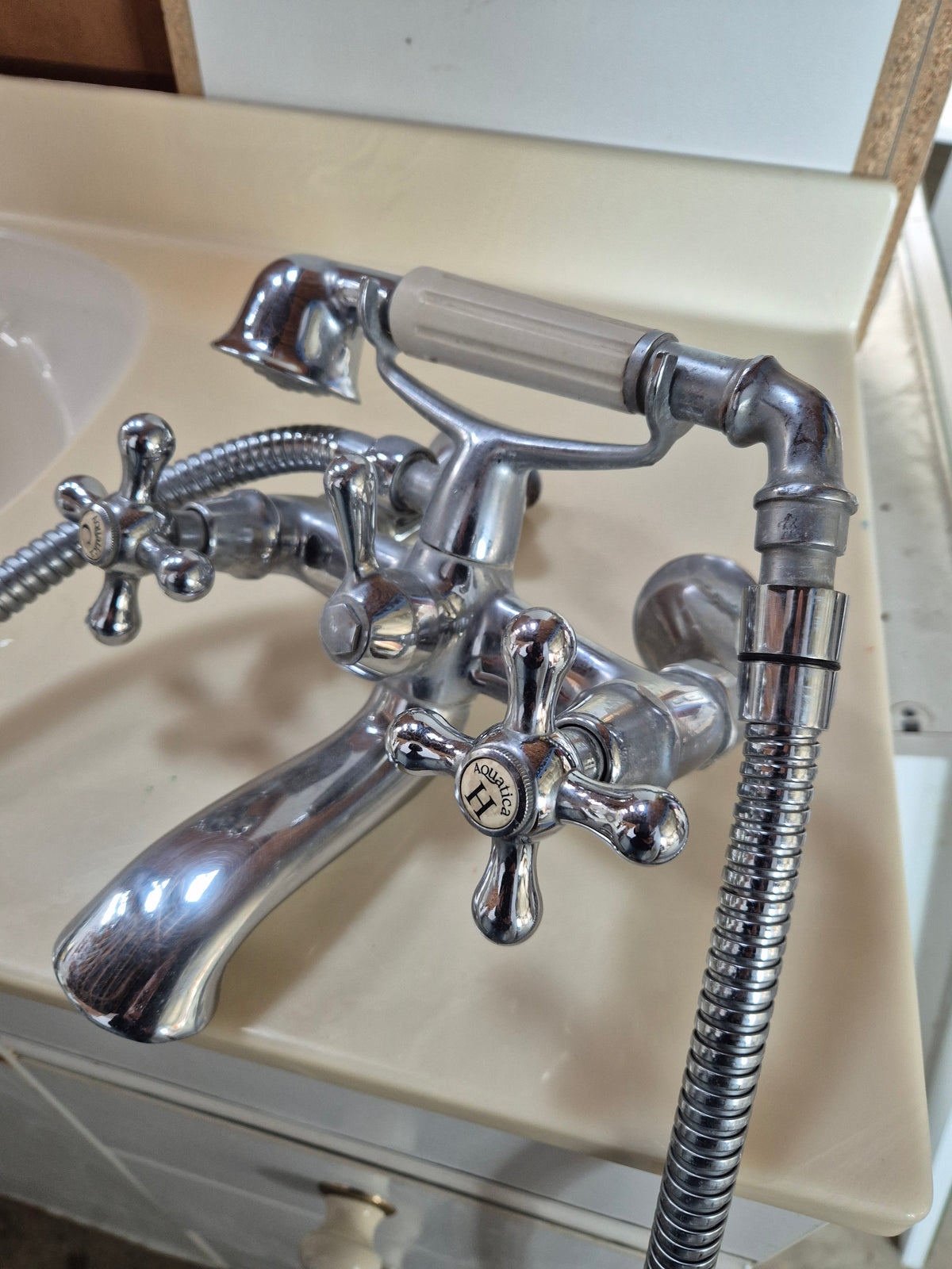 Aquatica Telephone Bath faucet