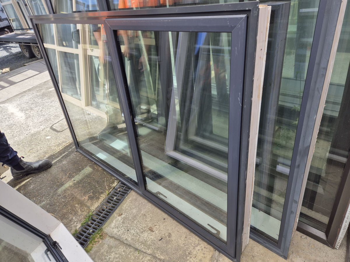 Double Glazed Grey Friars Window 1.2 H x 1.8 W #2540 See matching Ranchsliders