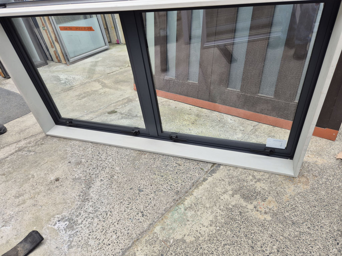 NEW D/G Grey Friars Window 1 H x 1.8 W Double opening #2547