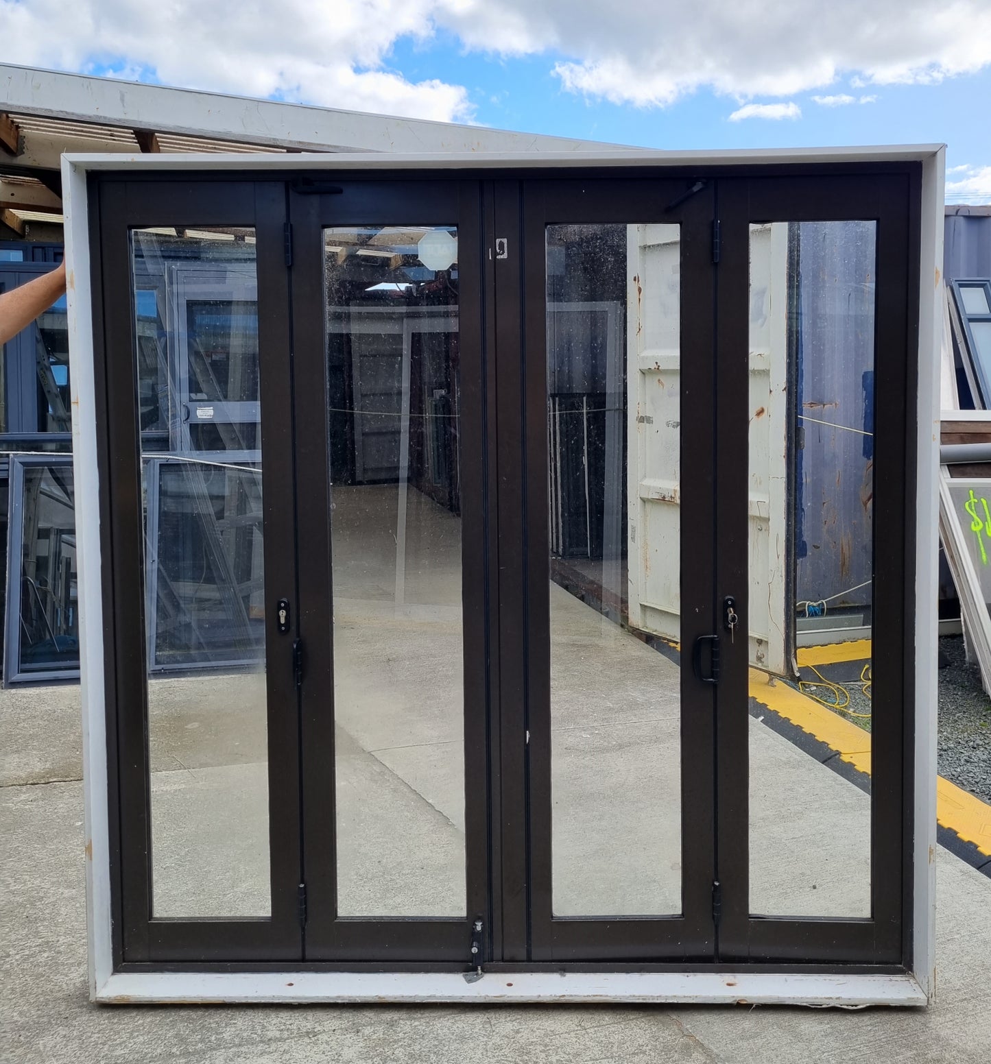 Lignite Brown Bifolding Door 2 m H x 2 m W #BDD5