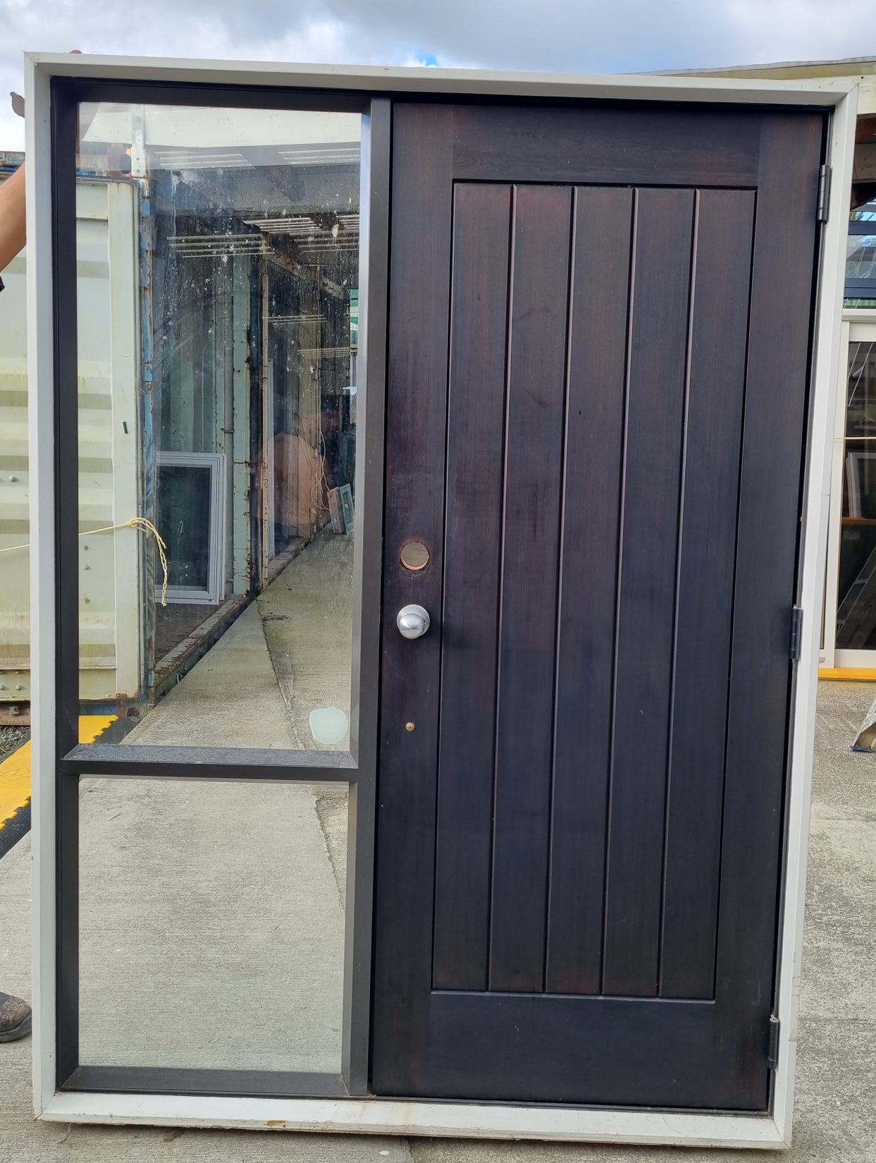 Ironsand Entranceway with Wooden Door 2050 H x 1520 W #ED004