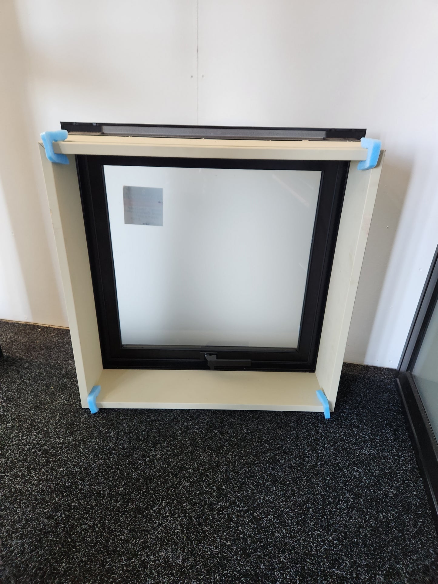 NEW Double Glazed Black / Ebony Frosted Window 600 H x 600 W #DG047 4 avail